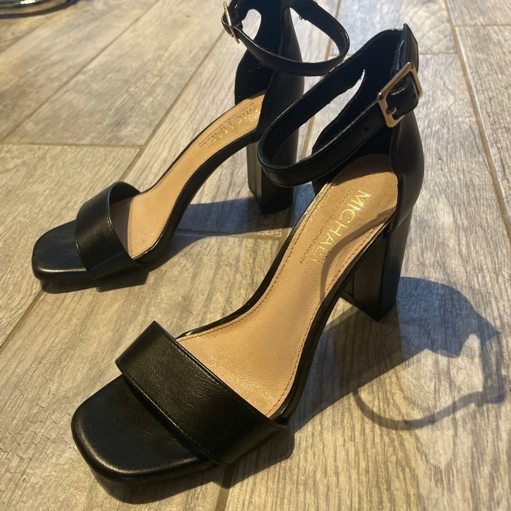 Micheal non slip comfort heels